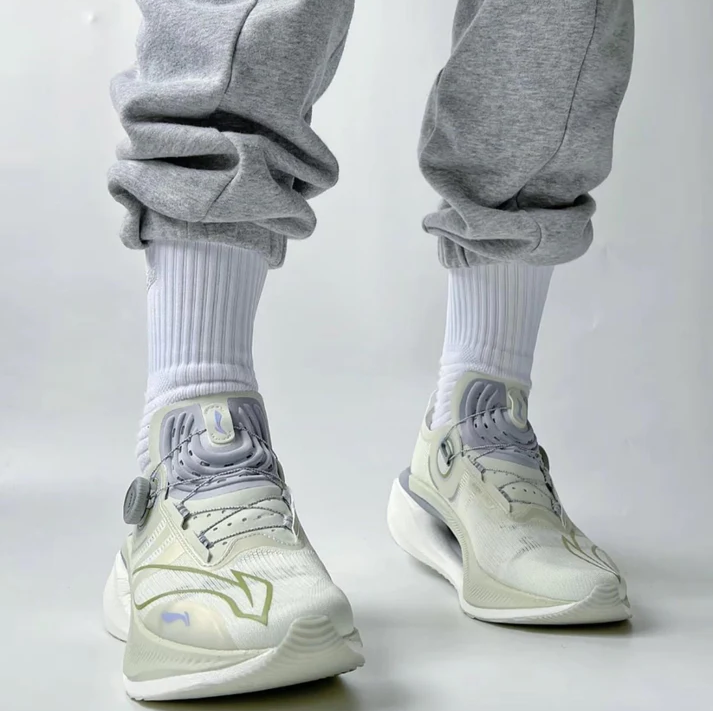 Tênis Nitro Tecnologia Airflex — Performance, Conforto e Estilo